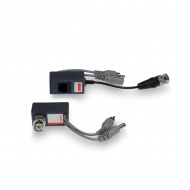 Passive extender of analog video signal on twisted pair